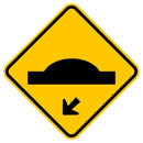 Placa saliência ou lombada A-18 (Quebra‑Molas) seta